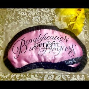 🎉HP🎉💤BENEFIT💤 SATIN BEAUTY SLEEP MASK